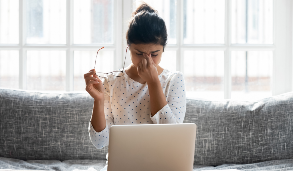Symptoms of Liver Blood Deficiency Affecting the Eyes